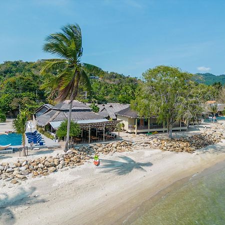 Absolute Beachfront Villas Baan Tai Exterior foto