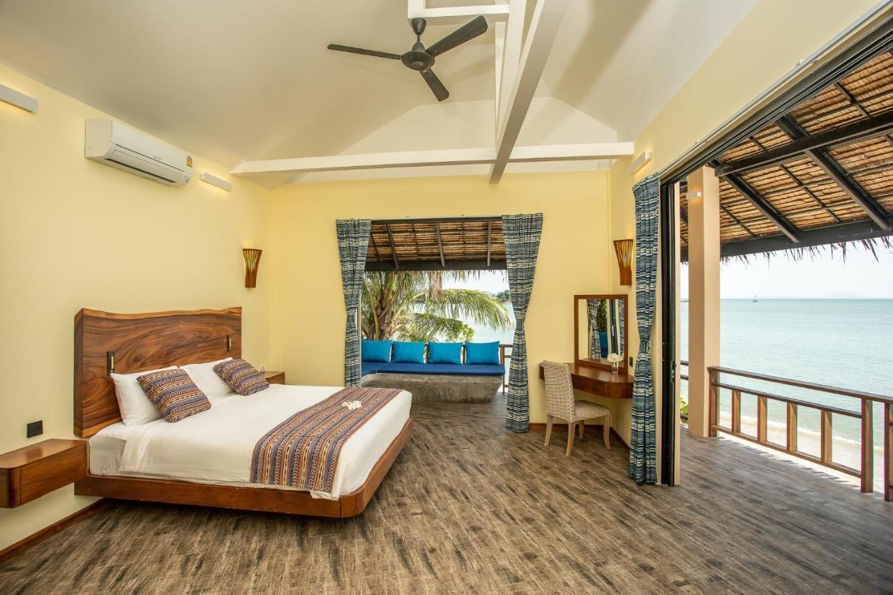 Absolute Beachfront Villas Baan Tai Exterior foto