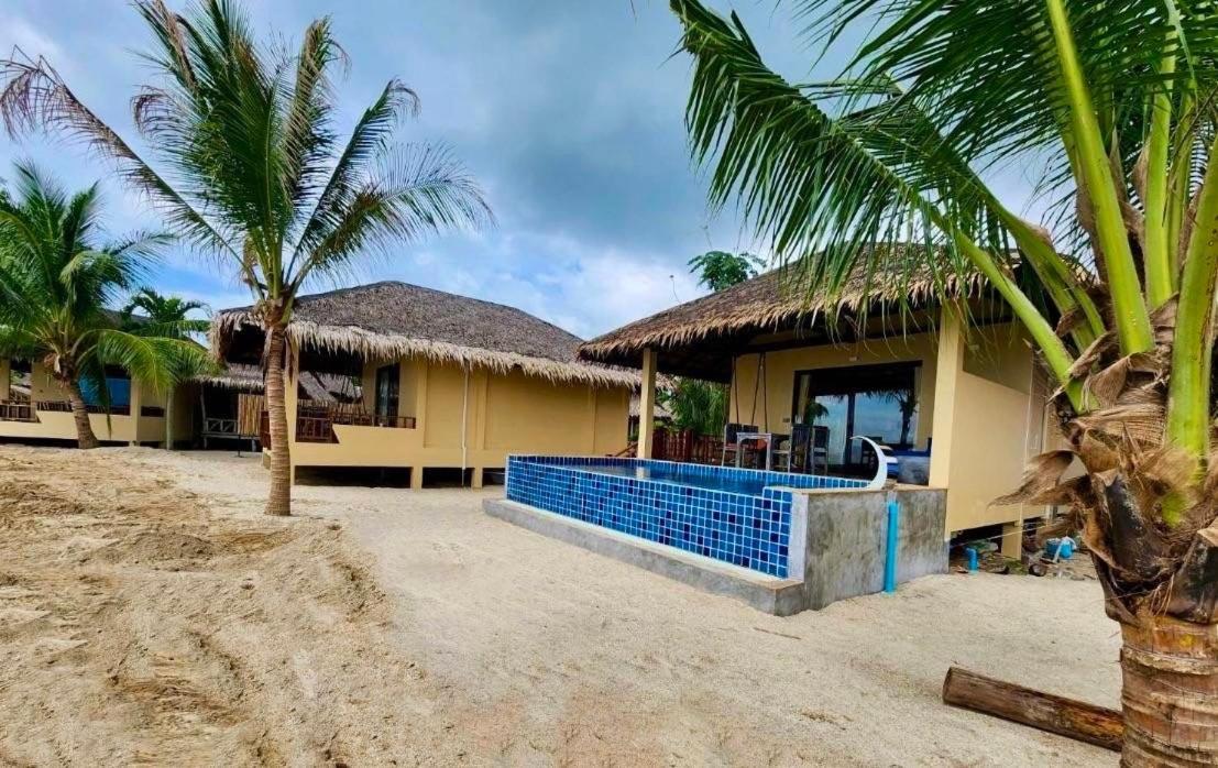Absolute Beachfront Villas Baan Tai Exterior foto