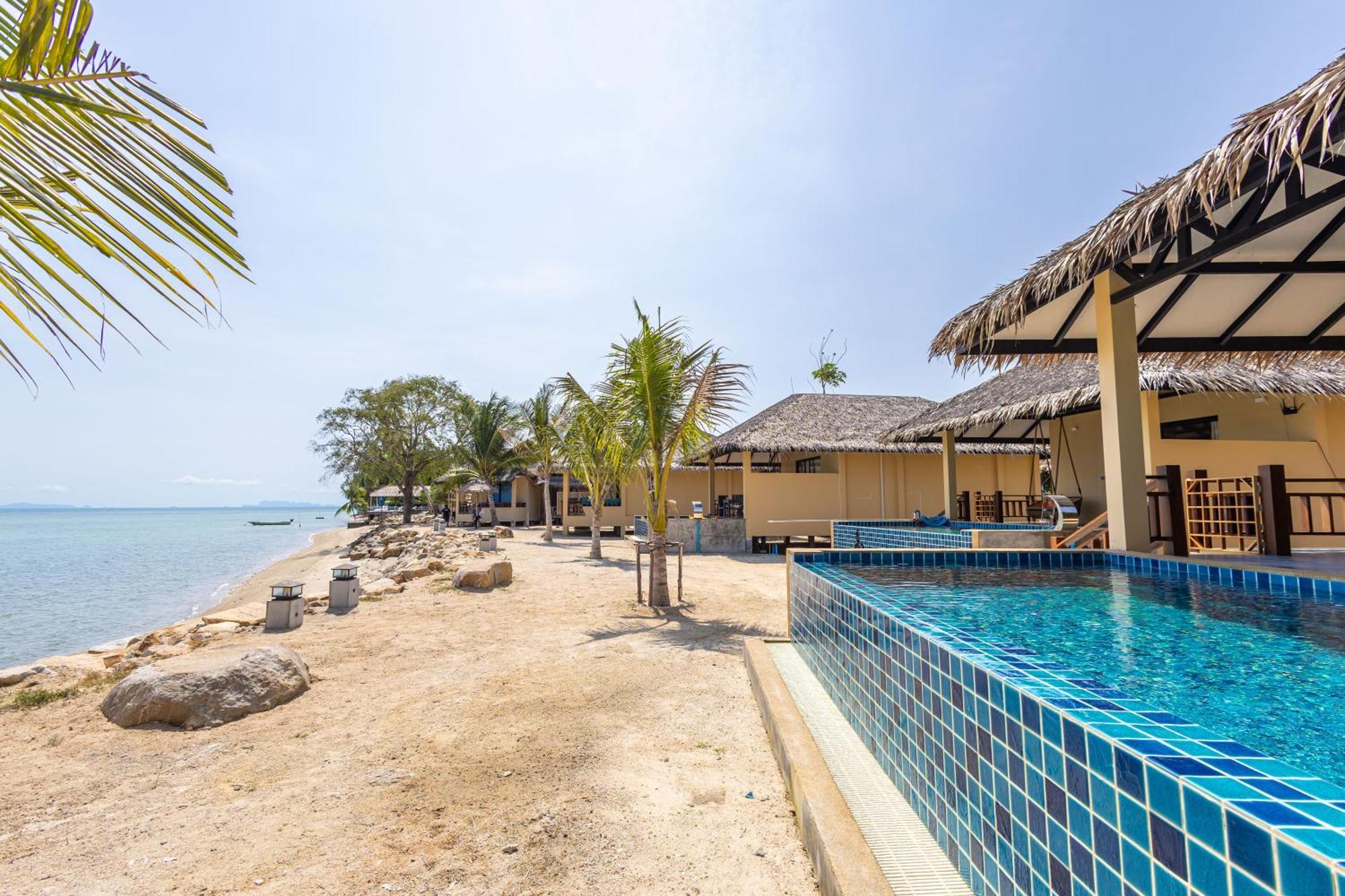 Absolute Beachfront Villas Baan Tai Exterior foto