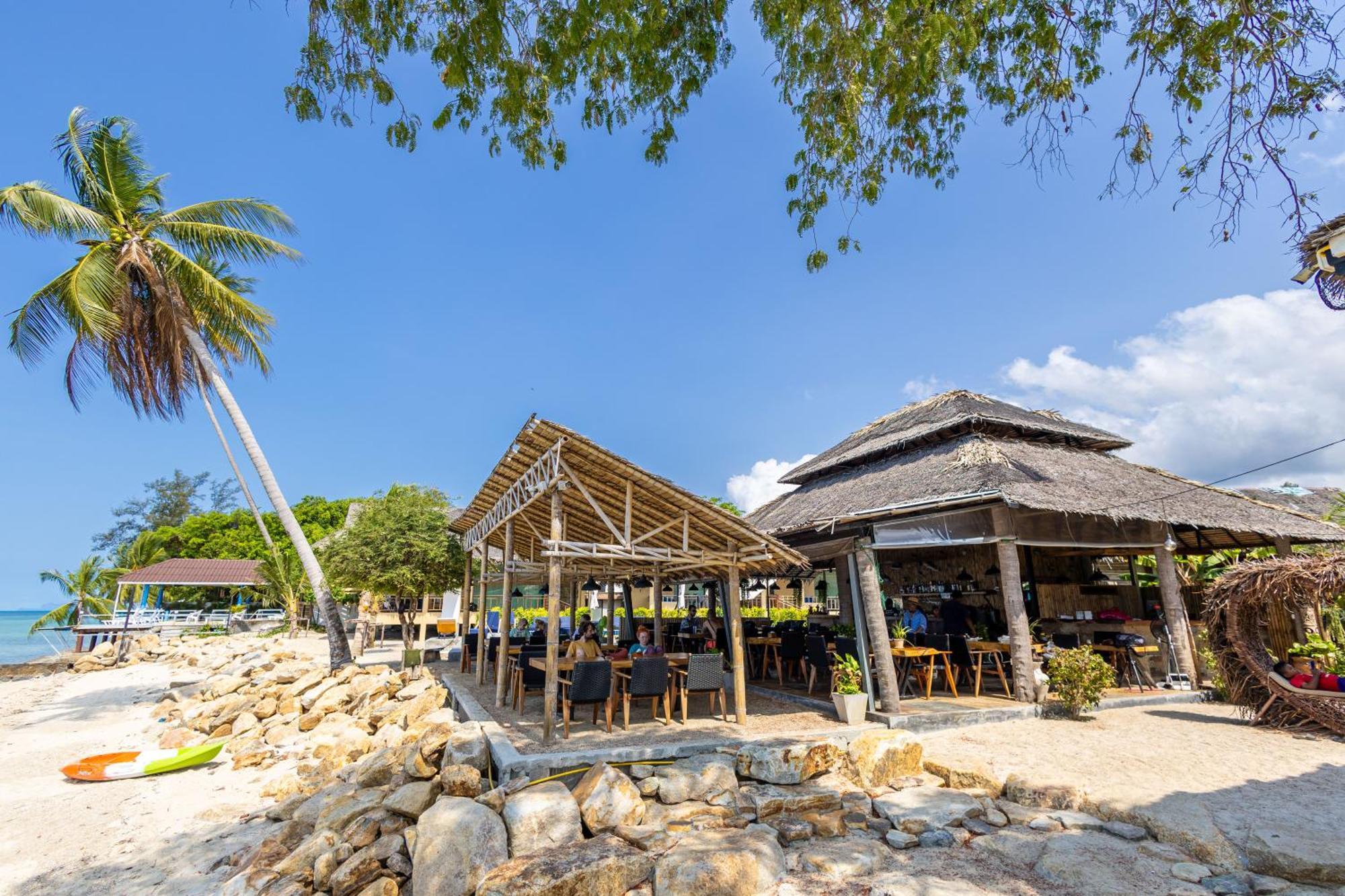 Absolute Beachfront Villas Baan Tai Exterior foto
