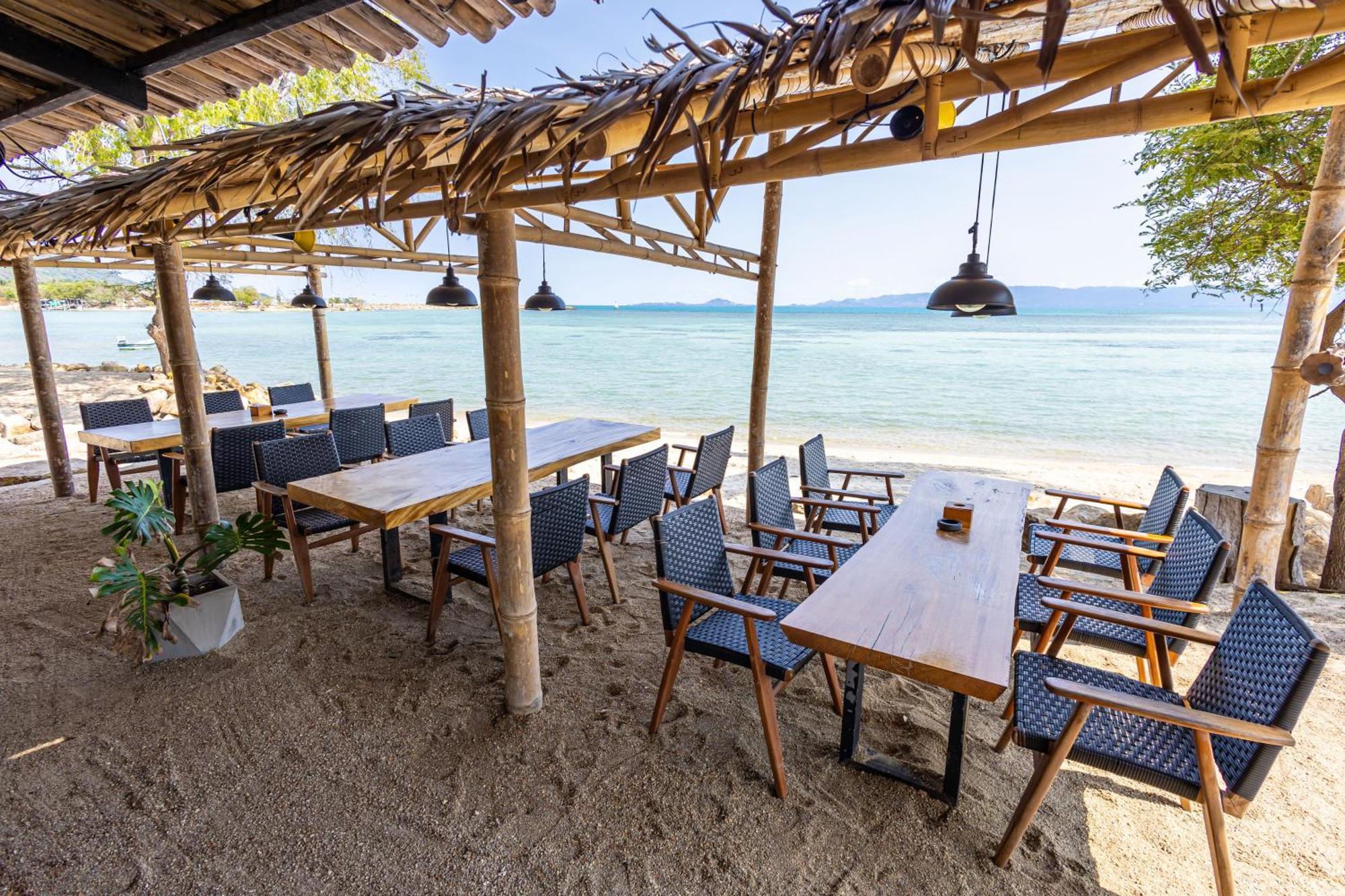 Absolute Beachfront Villas Baan Tai Exterior foto