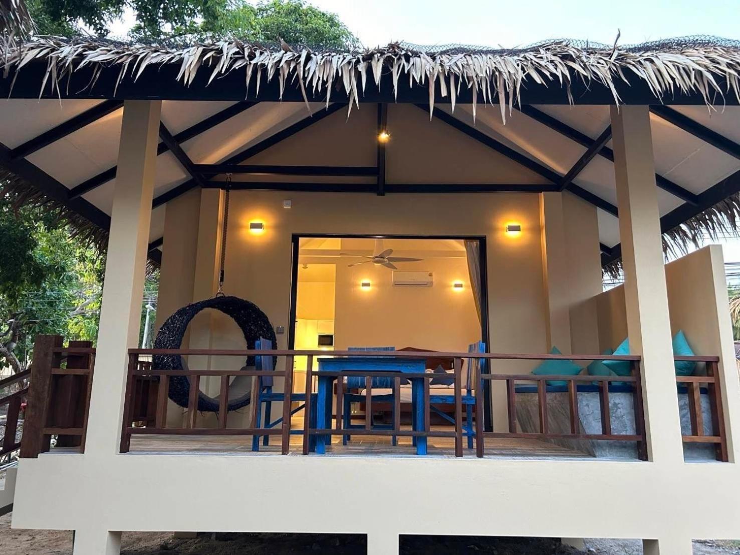 Absolute Beachfront Villas Baan Tai Exterior foto